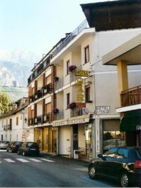 Dufour Hotel Châtillon Buitenkant foto
